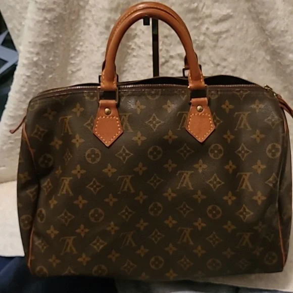 Louis Vuitton Speedy 35 - Picture 2 of 16